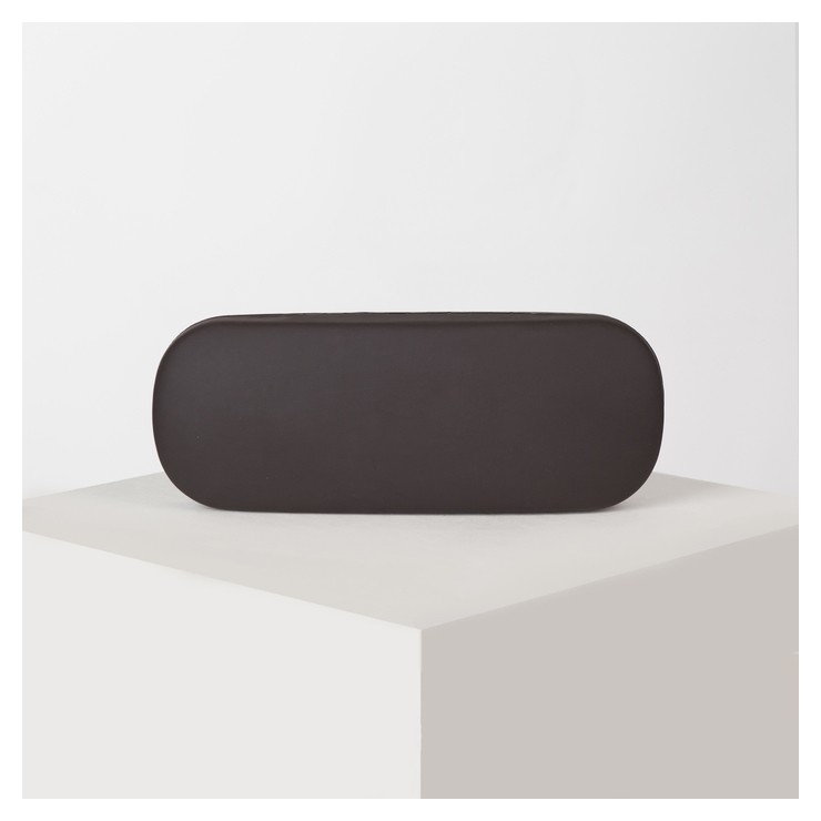 Цвет Темно-коричневый  