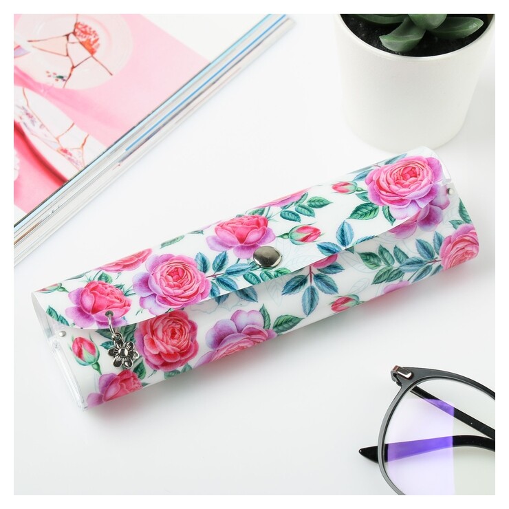 Футляр для очков с подвесом "Цветочный"  