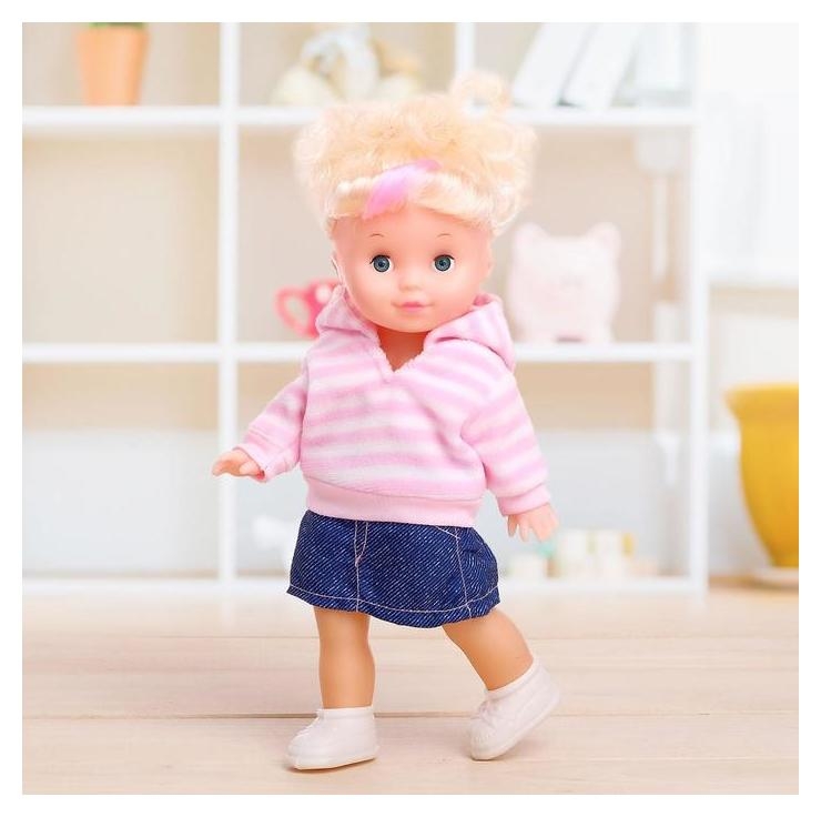 Кукла со светлыми волосами Маленькая леди