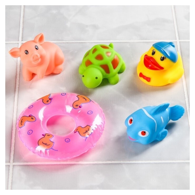 Набор для игры в ванне Зверята с кругом  Крошка Я