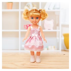 Кукла Маша в шелковом платье 