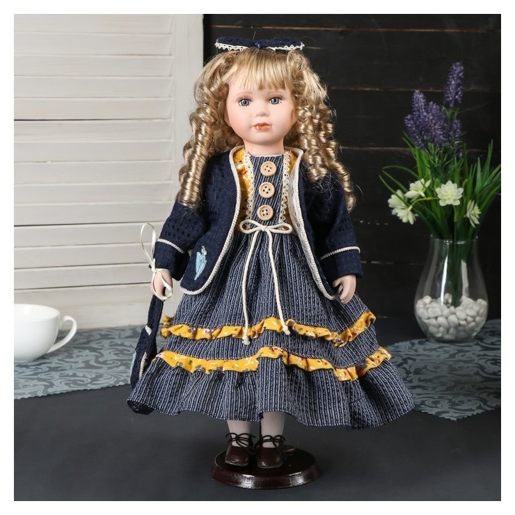 Кукла коллекционная керамика Алиса в синем платье с бантиком на голове