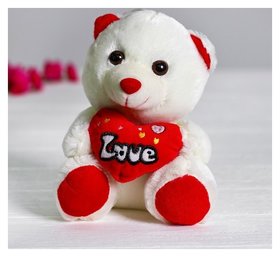 Мягкая игрушка Мишка с красным сердечком 
