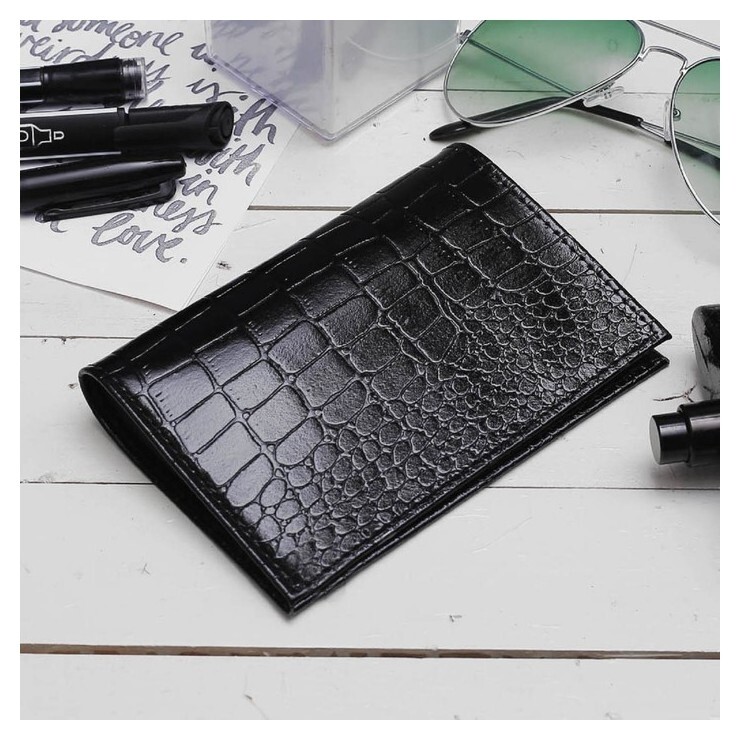 Обложка для паспорта, 5 карманов для карт, крокодил, цвет чёрный  Cayman