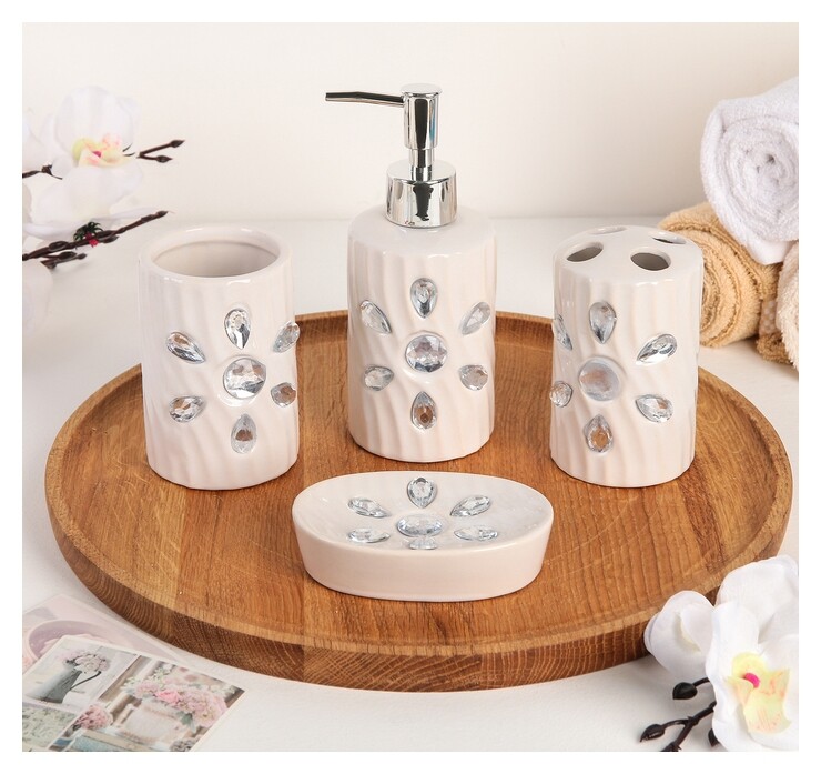 Набор аксессуаров для ванной комнаты «Дерево», 4 предмета (Дозатор 300 мл, мыльница, 2 стакана)  Доляна