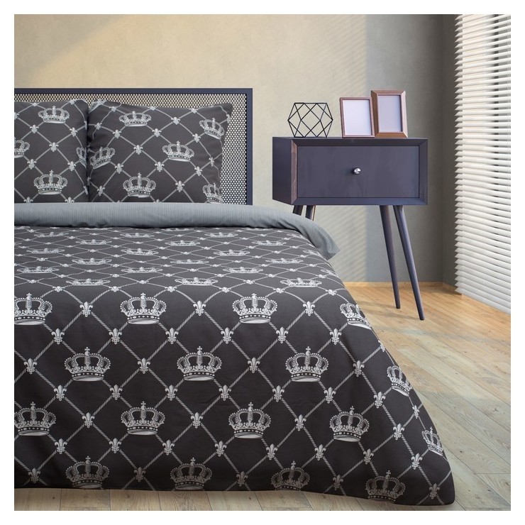

Постельное бельё "Этель"  Crown 143х215 см, 150х214 см, 70х70 см -2 шт, бязь, Черный