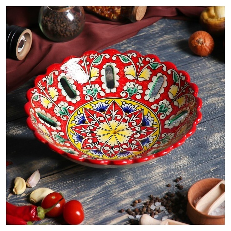 Фруктовница 23 см, красный  Риштанская керамика