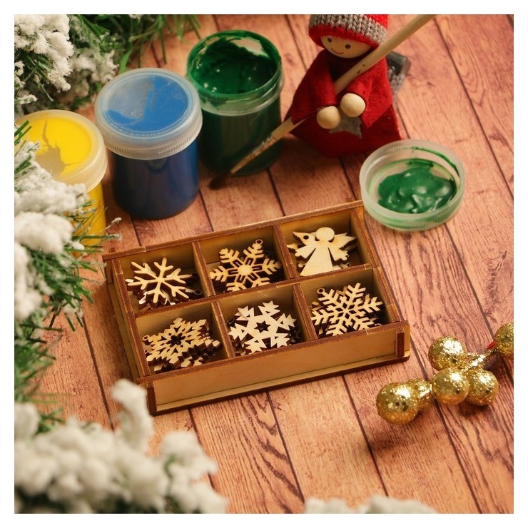 

Набор заготовок для творчества «Снежинки», 6 видов, 18 шт, размер 3х3 см, Бежевый