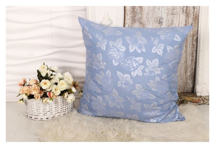Наперник 70х70 см на молнии роза голубая Атра
