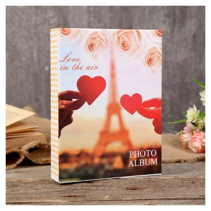 

Фотоальбом 200 фото 10х15 см "Love In The Air" 26,5х17,5х5 см