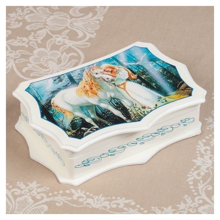 

Шкатулка «Сюжет», белая, 25×16 см, лаковая миниатюра, Разноцветный