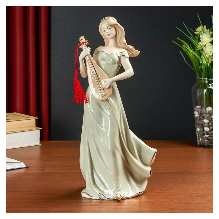 

Сувенир керамика "Девушка с мандолиной" 34х15х11,5 см, Зелёный