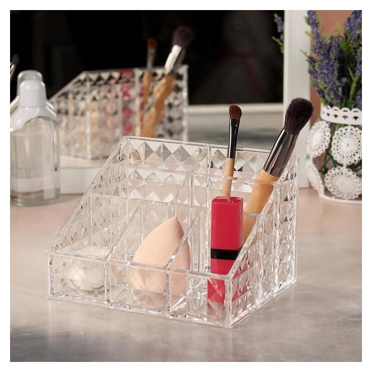 Органайзер для маникюрных и косметических принадлежностей  