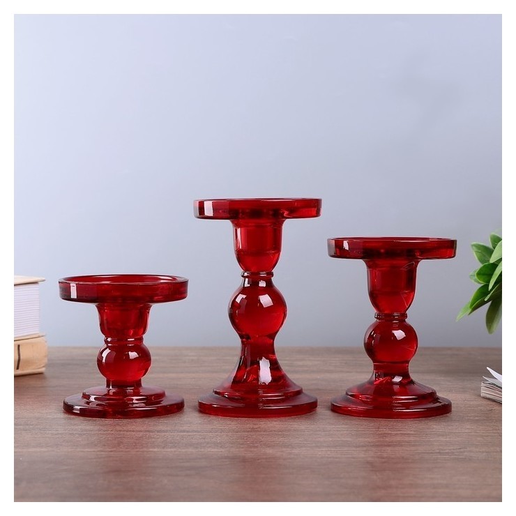 Цвет Красный  