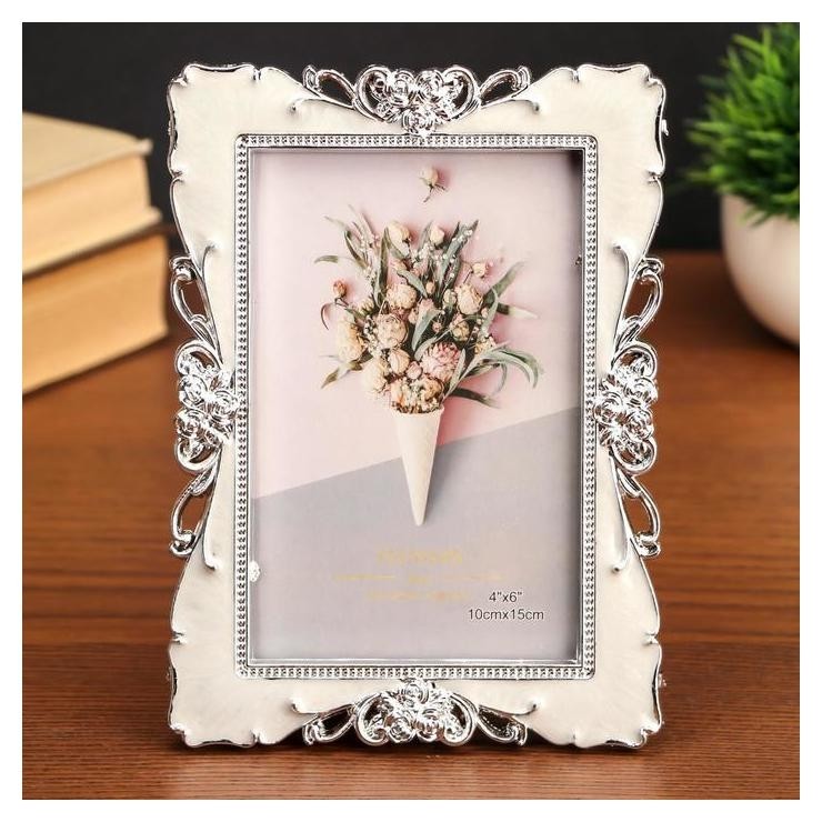 

Фоторамка пластик под металл 10х15 см "Три розы" серебро и перламутр 19х13,5х1 см, Белый