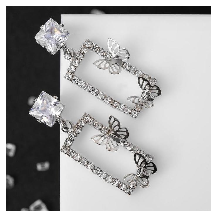 

Серьги со стразами "Порхай" бабочки в прямоугольнике, цвет белый в серебре, Серебристый