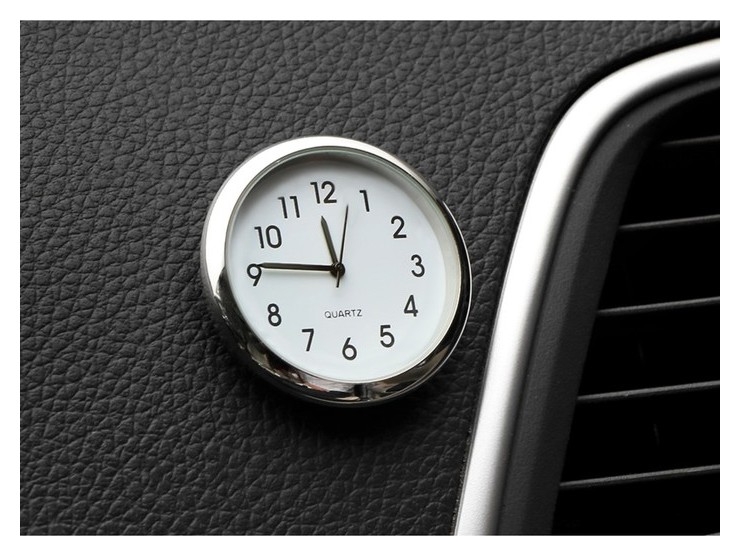 Часы автомобильные, внутрисалонные, диаметр 4.5 см, белый циферблат