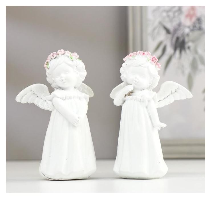 

Сувенир полистоун "Белоснежный ангел-девочка в веночке застенчивая" 11х8,5х5 см, Белый
