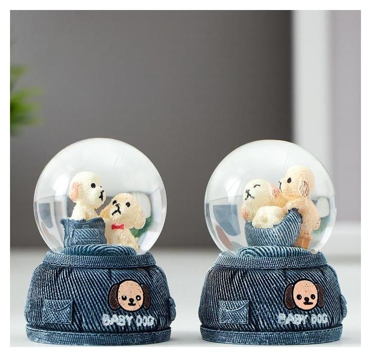 

Сувенир полистоун водяной шар свет "Щенята" D=,5 см 7х4,7х4,7 см, Микс