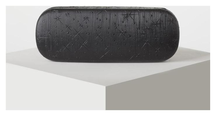 Цвет Черный  