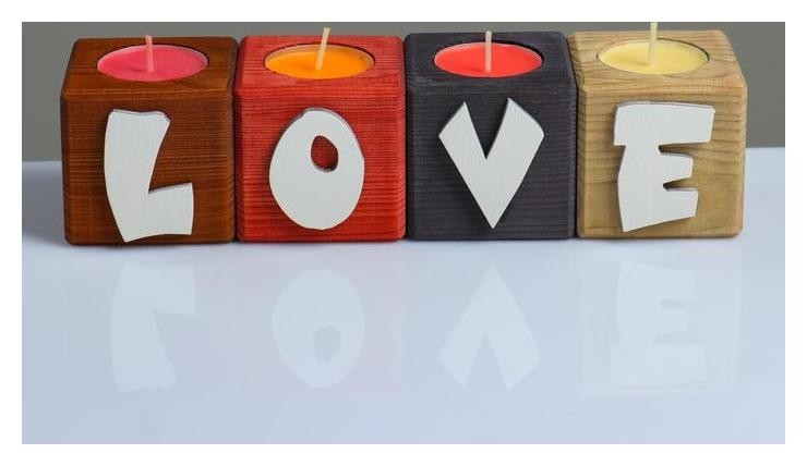 

Подсвечник для интерьера с надписью Love, Разноцветный