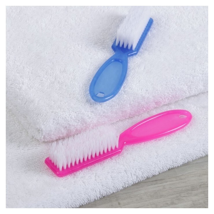 Щётка для маникюра и педикюра прямоугольная отзывы