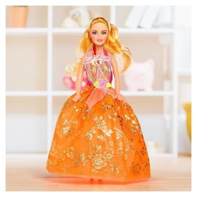 Кукла модель «Лиза» в платье с золотой отделкой 
