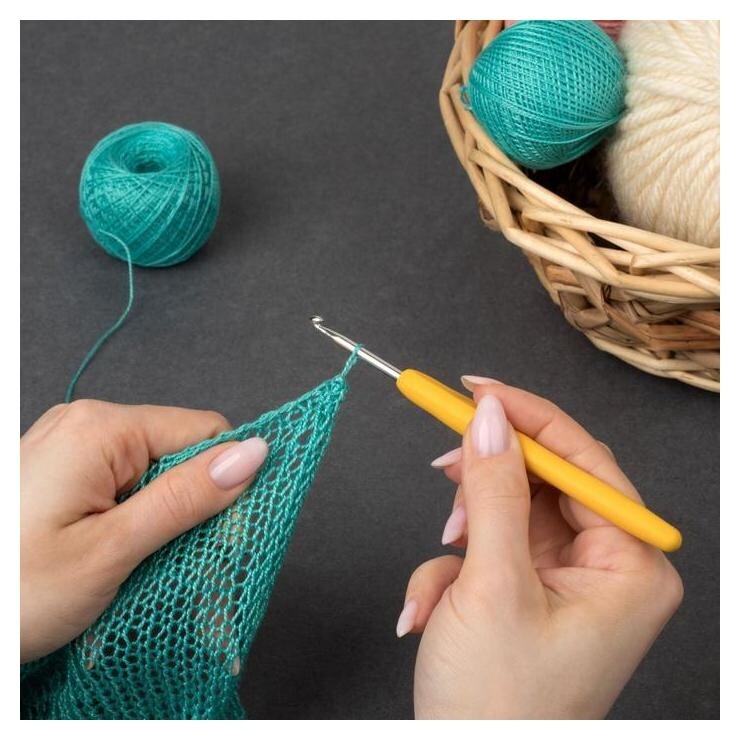 Крючок для вязания, с силиконовой ручкой, D = 3,5 мм, 14 см  Арт узор