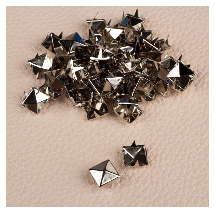 Хольнитен «Пирамида», 11 × 11 мм, 4 крепления, 50 шт, цвет серебряный  Арт узор