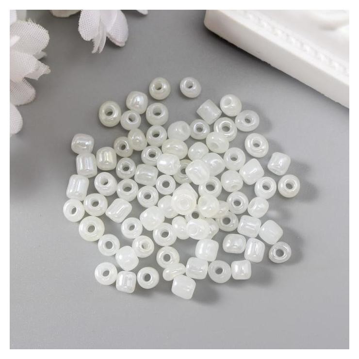 

Бисер круглый 6/0 "Белый перламутр" 20 гр