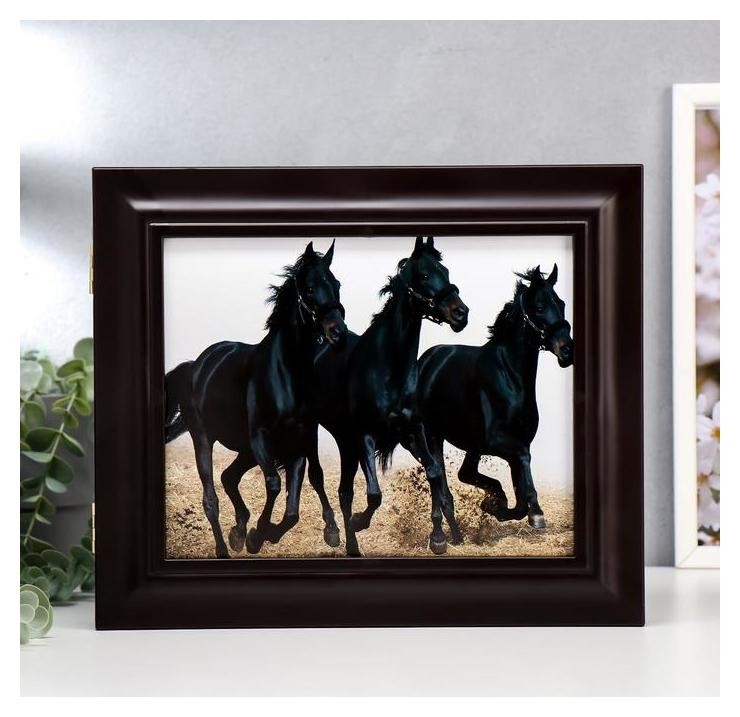 

Ключница "Черные кони" 26х31х4,5 см