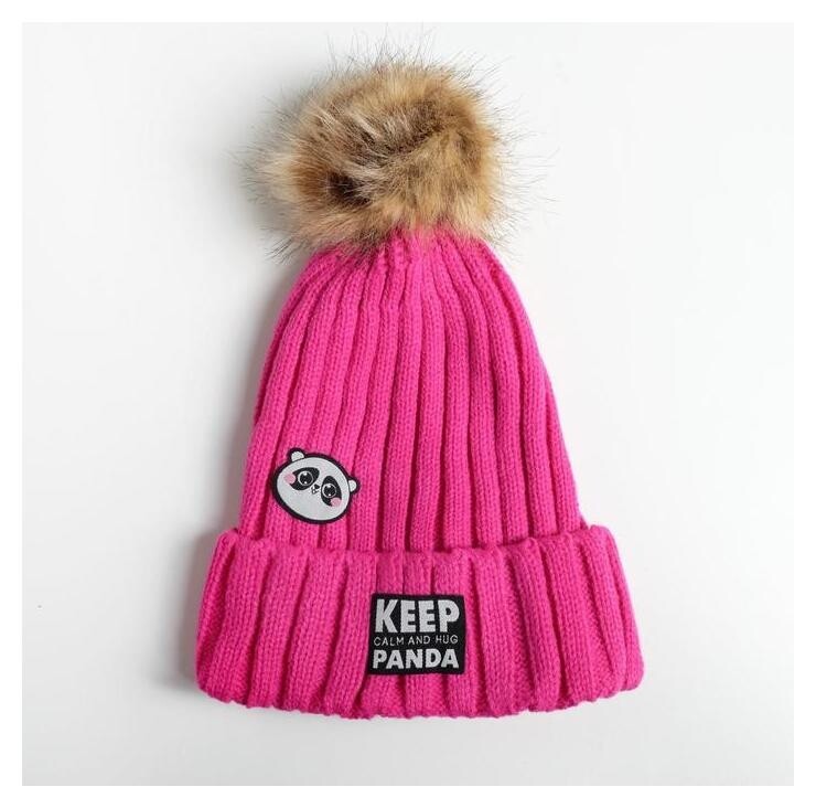 Женская шапка с помпоном "Keep Calm And Hug Panda"  Beauty fox