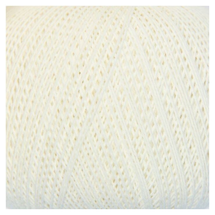 Нитки вязальные "Лилия" 440м/75гр 100% хлопок цвет 0101  ПНК им. Кирова