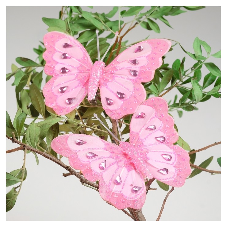 Декор на прищепке из пластика Бабочка Цвет розовый