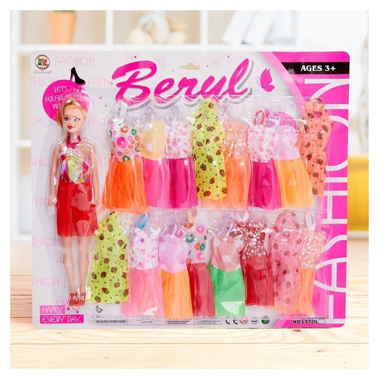 Кукла модель с набором платьев 16 шт  