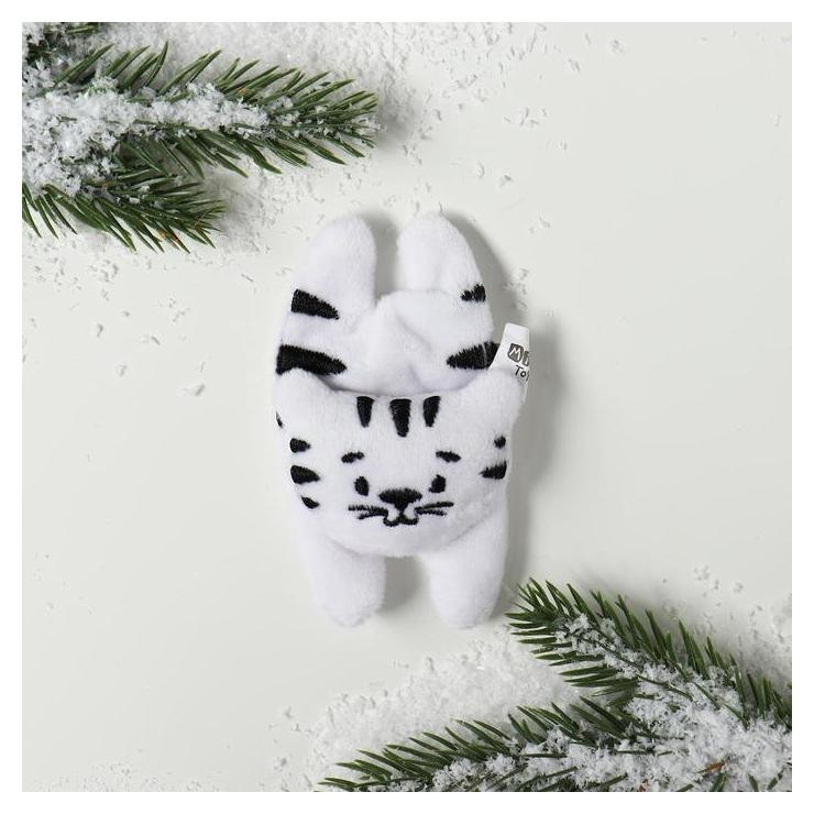 

Мягкий магнит Белый тигрёнок