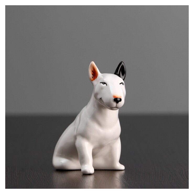 Статуэтка фарфоровая «Бультерьер черное ухо», 10 см, авторская роспись  Весёлый фарфор (Чайник)