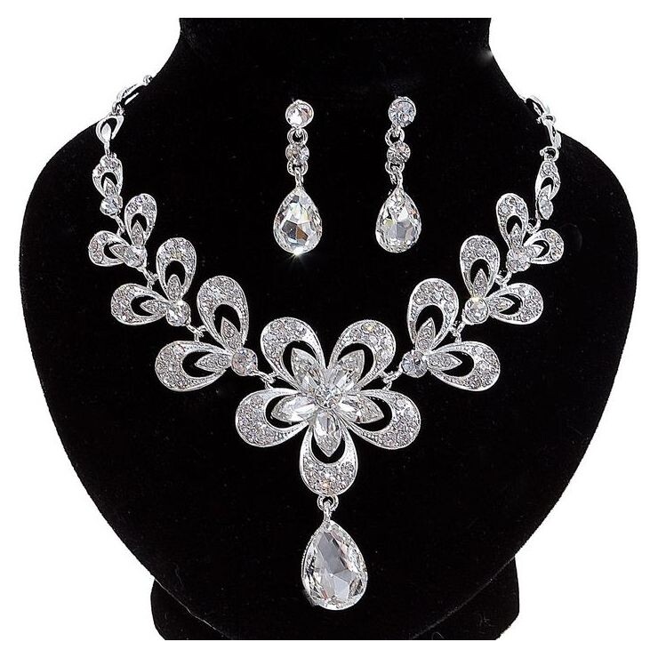 Набор 2 предмета: серьги, колье "Шальная императрица" цветок, цвет белый в серебре  Queen Fair