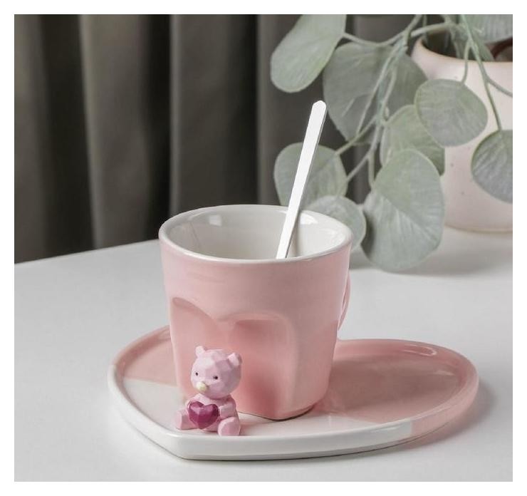 Кофейная пара «Мишка с сердцем», стакан 200 мл, блюдце 15,5×15×8 см, ложка, цвет розовый