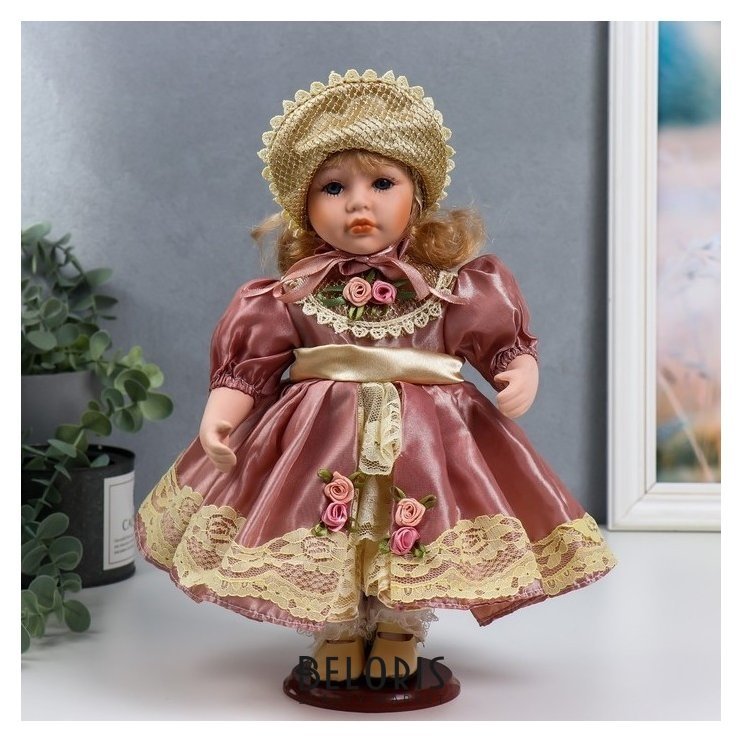 Кукла коллекционная керамика Ася в розовом платье и чепчике 30 см NNB
