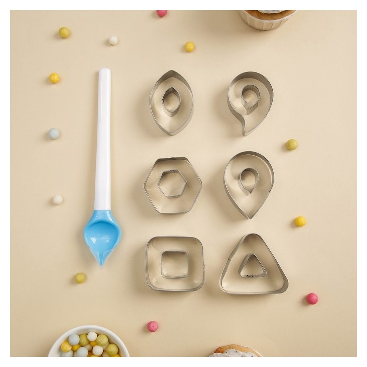 Набор кондитерский «Геометрия», 13 предметов: ложка кондитерская, формы для печенья 12 шт