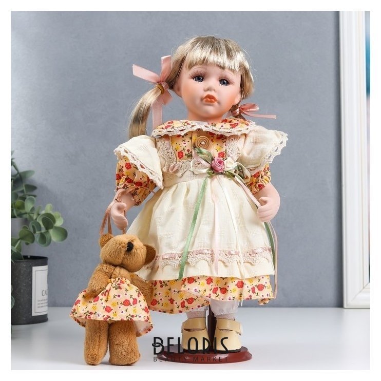 Кукла коллекционная керамика Иришка в бежево-оранжевом платье с цветами и мишкой 30 см NNB