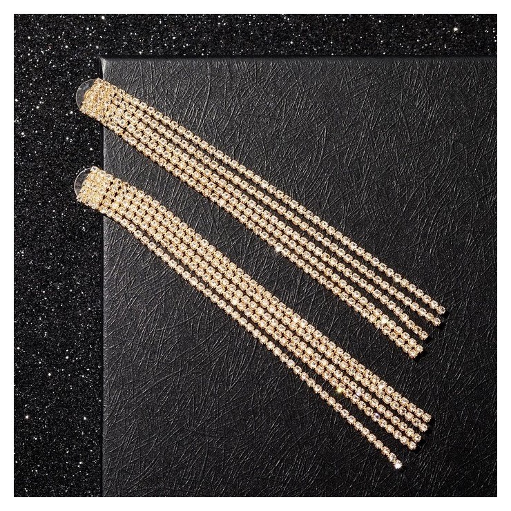 

Серьги висячие со стразами "Водопад" прямые нити, цвет белый в золоте