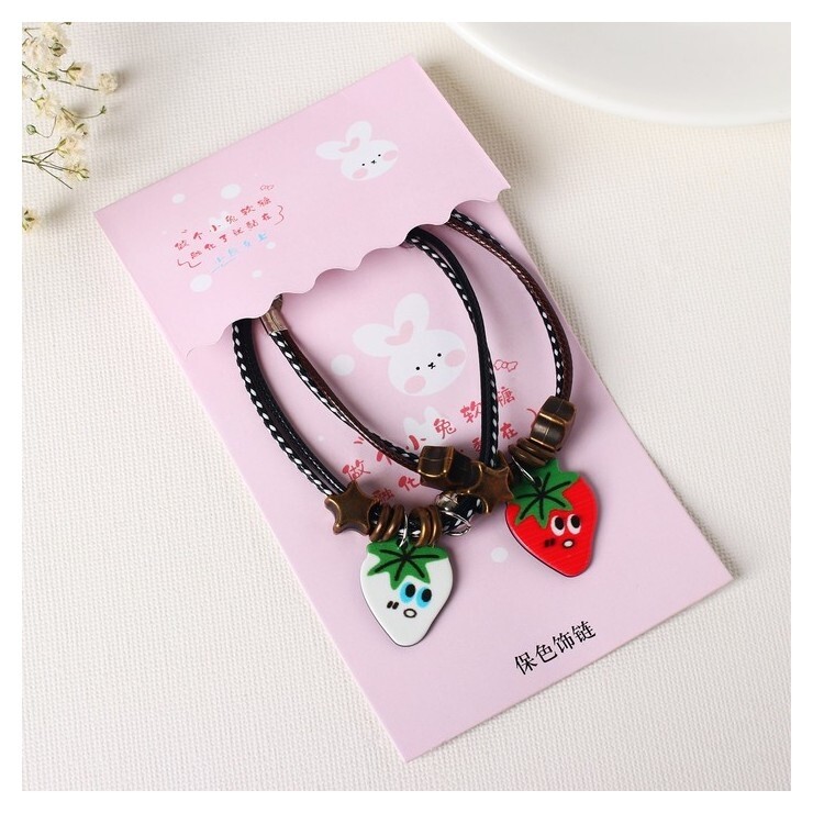 Браслеты "Неразлучники" клубнички и звёзды, цветные  Tell your story