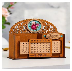 Календарь-карандашница "Летние цветы", мдф, дуб, 17х7,5х14 см 