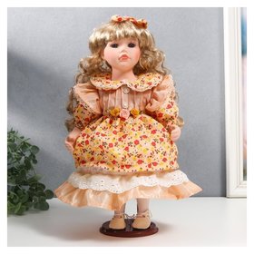 Кукла коллекционная керамика "Тося в кремовом платье с цветочками, с бантом в волосах" 30 см 75861 