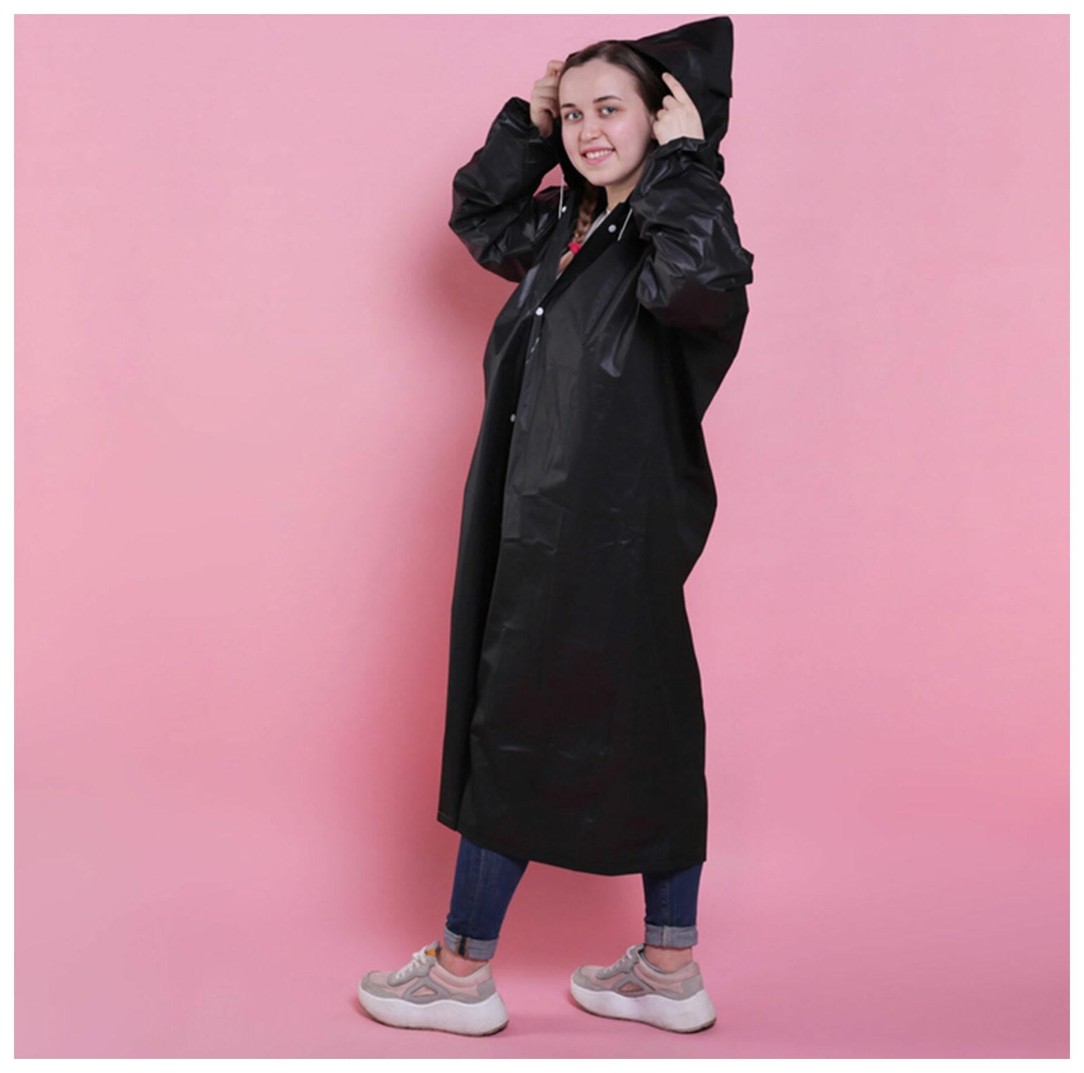 Плащ-дождевик черный на кнопках многоразовый, прочный, винил, размер универсальный, 25509 Komfi