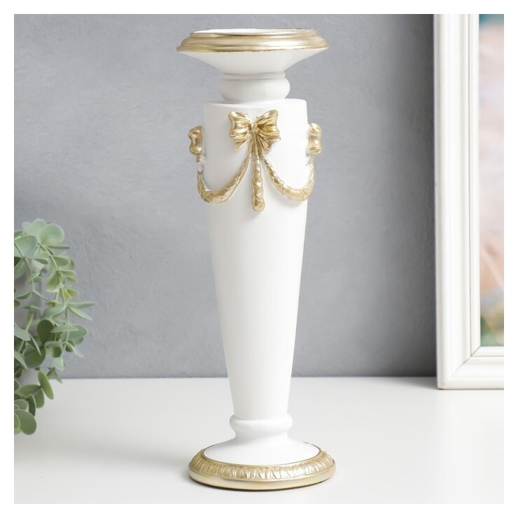 Подсвечник полистоун на 1 свечу "Гирлянда с бантом" белый с золотом 30х10х10 см  