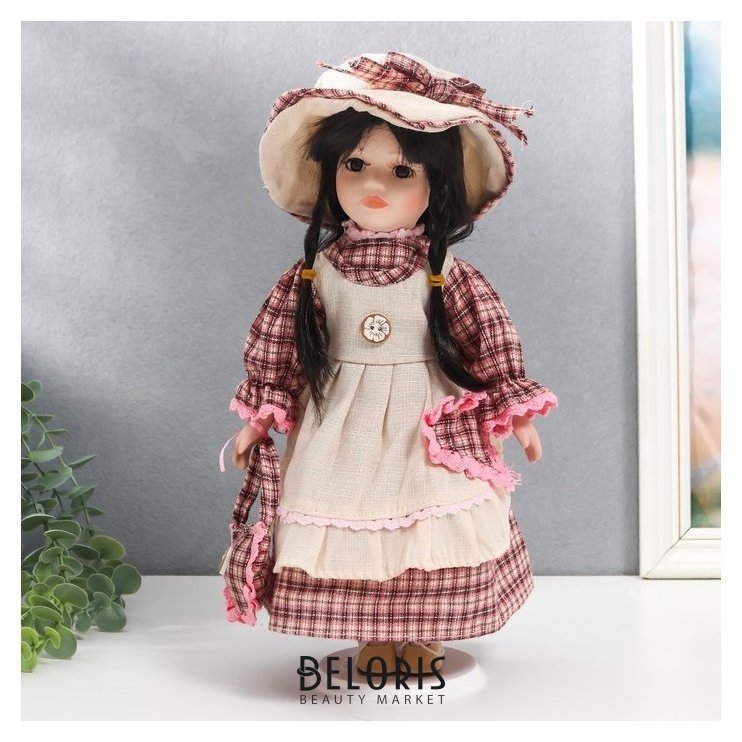 Кукла коллекционная керамика Олеся в платье и шляпке в клетку 30 см NNB