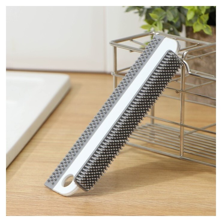 Щётка-скребок универсальная Raccoon, 16×4,5×2 см  Raccoon